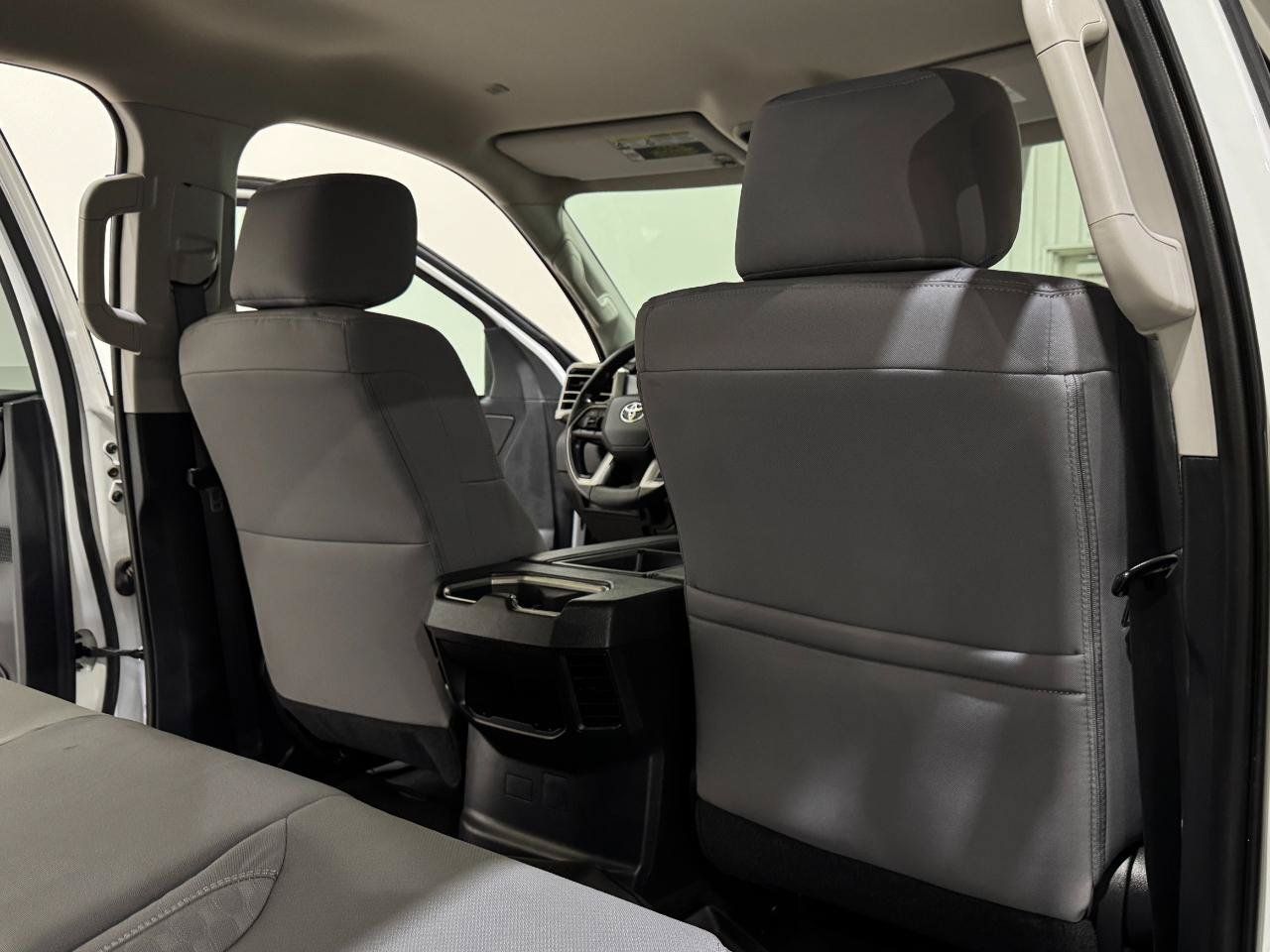 Used 2022 Toyota Tundra SR5 AWD/4WD image 16