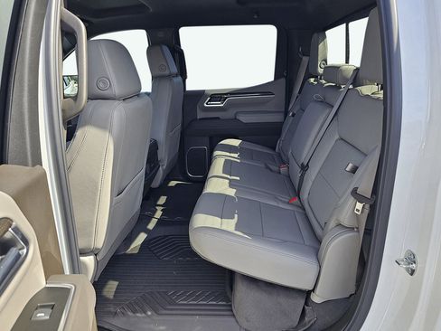 New 2026 Chevrolet Silverado 1500 LT AWD/4WD image 13