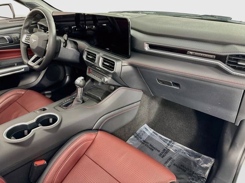 Used 2024 Ford Mustang Premium RWD image 27