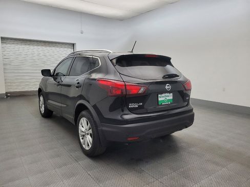 Used 2019 Nissan Rogue Sport SV FWD image 5