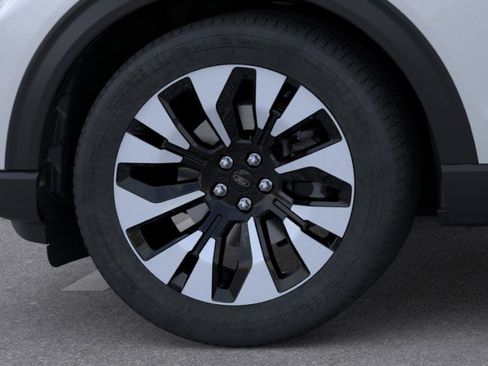 New 2026 Ford Explorer Platinum w/ LUX Leather Package image 19