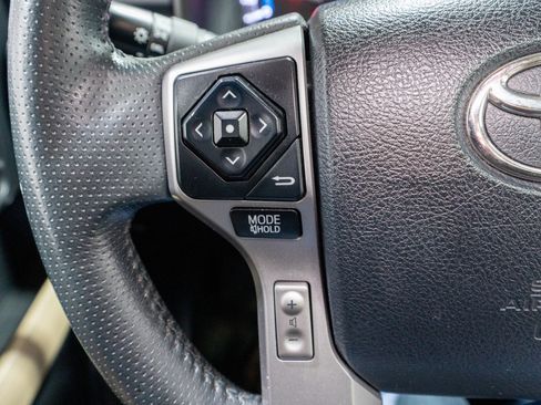 Used 2019 Toyota 4Runner SR5 Premium image 26