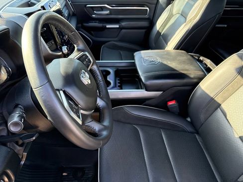 Used 2020 RAM 1500 Laramie w/ Sport Appearance Package AWD/4WD image 19