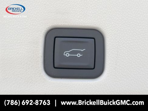 New 2026 Buick Enclave Avenir w/ Super Cruise Package FWD image 9