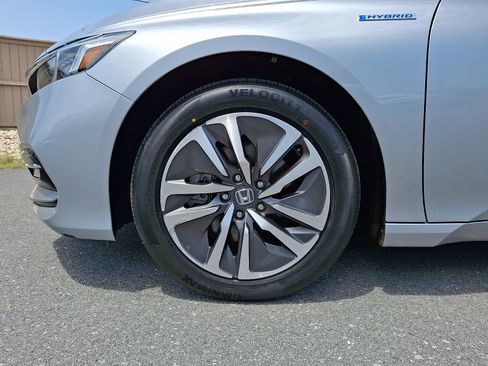 Used 2018 Honda Accord EX-L image 10
