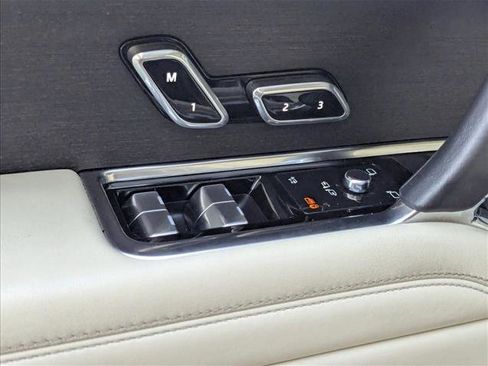 Used 2023 Land Rover Range Rover SE image 10