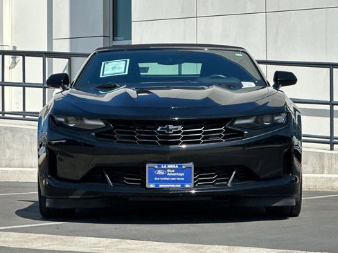 Used 2023 Chevrolet Camaro LT w/ Technology Package image 8