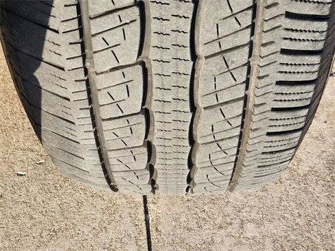 Used 2023 Chevrolet Silverado 1500 LT image 11