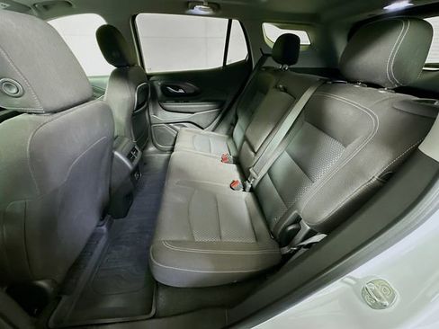 Used 2023 GMC Terrain SLE w/ Driver Convenience Package FWD image 23