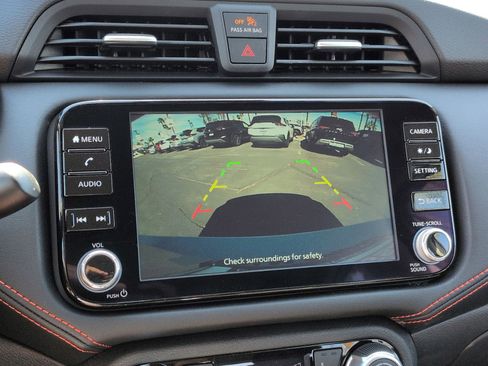 New 2025 Nissan Versa SR w/ Trunk Package FWD image 17