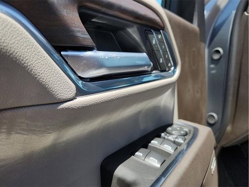 New 2025 GMC Sierra 2500 SLT w/ Texas SLT Premium Package image 15