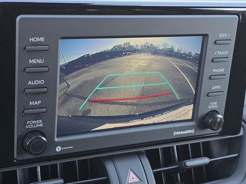 Used 2022 Toyota RAV4 SE image 21