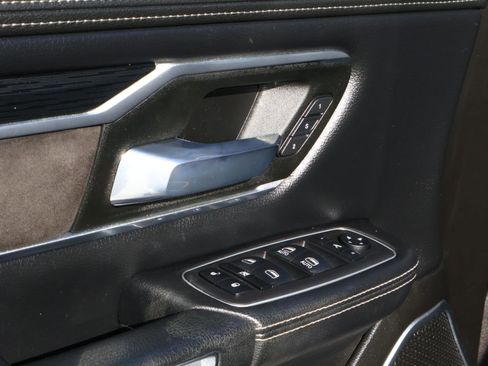 Used 2023 RAM 1500 Laramie image 17