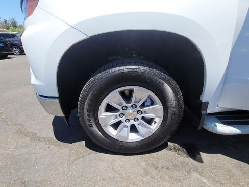 Used 2025 Chevrolet Silverado 1500 W/T RWD image 34