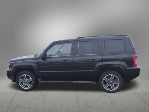 Used 2008 Jeep Patriot Sport image 3
