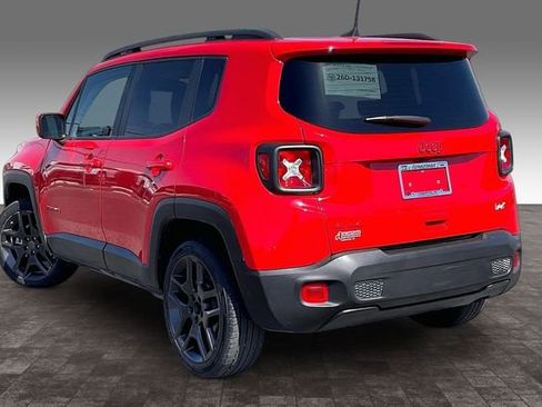 Used 2022 Jeep Renegade Latitude w/ Convenience Group AWD/4WD image 12