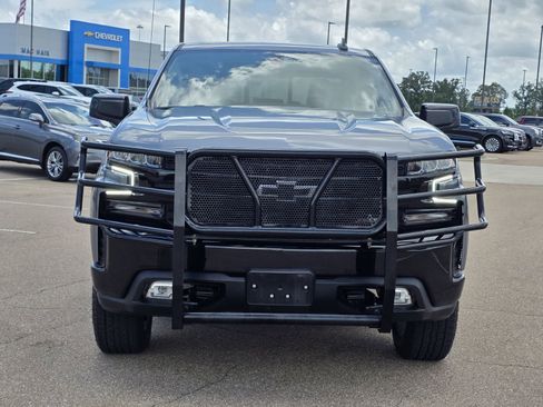 Used 2022 Chevrolet Silverado 1500 LT Trail Boss w/ Convenience Package II AWD/4WD image 2