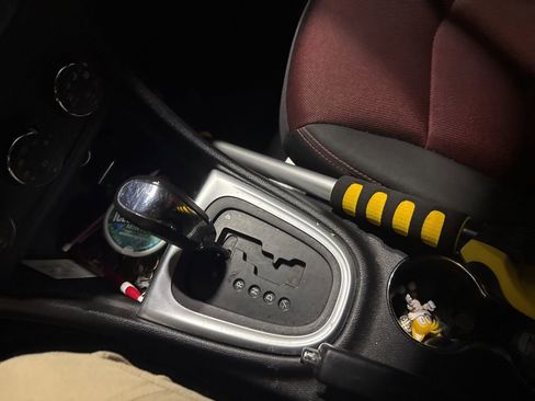 Used 2011 Dodge Avenger Heat image 15