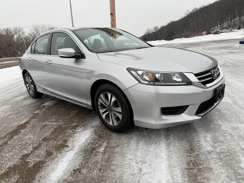 Used 2013 Honda Accord LX image 9