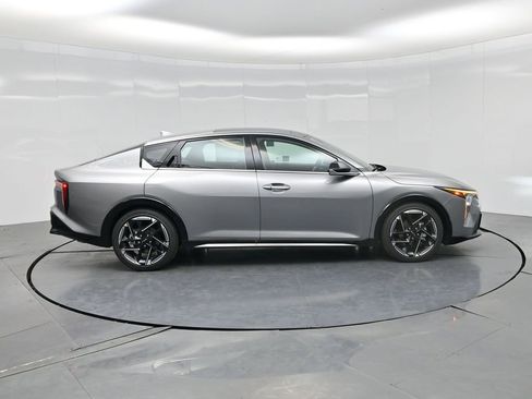New 2026 Kia K4 EX FWD image 36