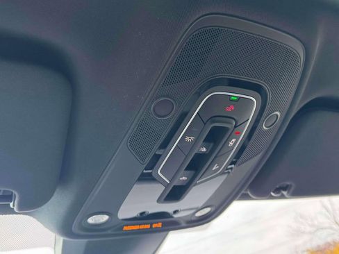 Used 2025 Audi Q7 2.0T Premium w/ Convenience Package image 32