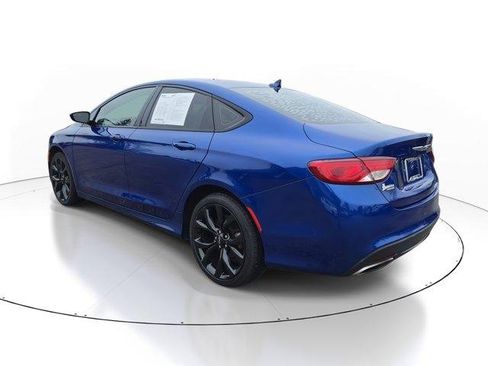 Used 2016 Chrysler 200 S w/ Comfort Group image 3