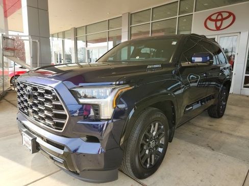 Certified 2024 Toyota Sequoia Platinum image 6