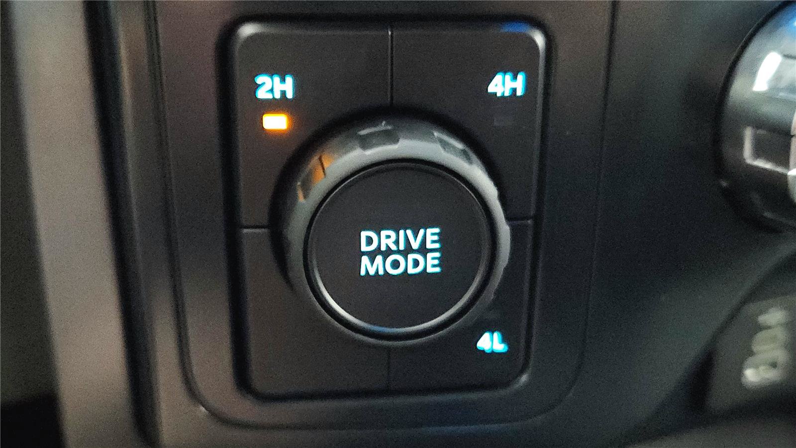 Used 2025 Ford F150 XLT w/ Equipment Group 301A Standard AWD/4WD image 31