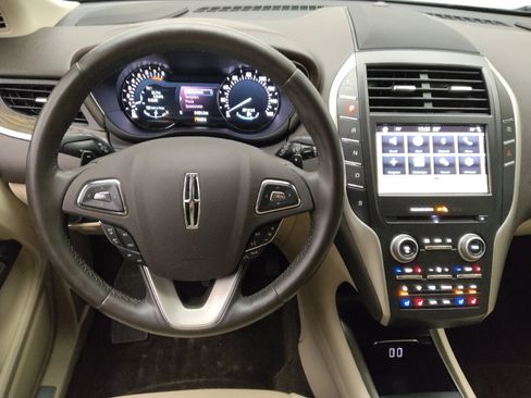Used 2017 Lincoln MKC Reserve w/ Lincoln MKC Climate Package AWD/4WD image 22