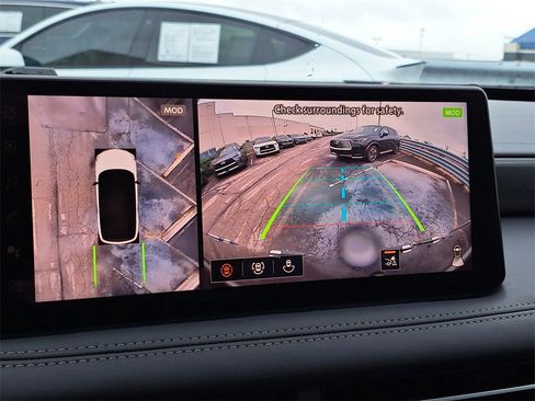 Used 2026 INFINITI QX60 Luxe w/ Cargo Package image 9