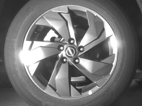 Used 2025 Nissan Rogue SV FWD image 15