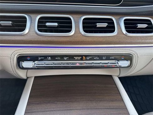 Used 2020 Mercedes-Benz GLE 580 4MATIC image 23