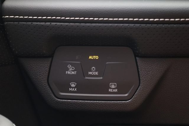 New 2026 Volkswagen Atlas SEL Premium R-Line AWD/4WD image 24