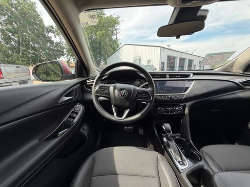 Used 2023 Buick Encore GX Select w/ Sport Touring Package FWD image 17