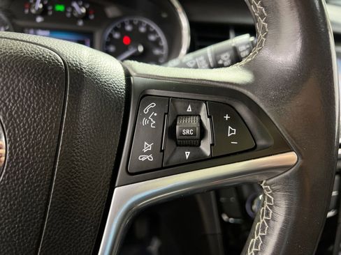 Used 2020 Buick Encore Preferred w/ Safety Package image 35