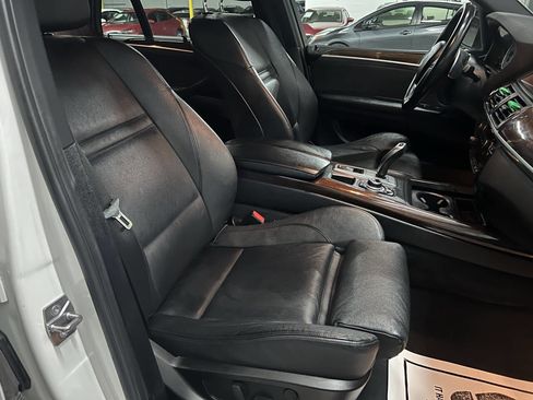 Used 2013 BMW X5 xDrive50i image 20