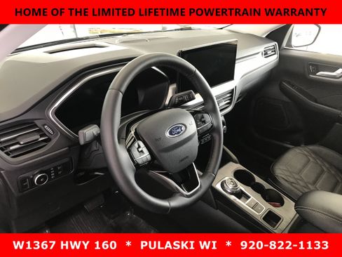 Used 2023 Ford Escape Platinum w/ Premium Technology Package AWD/4WD image 11