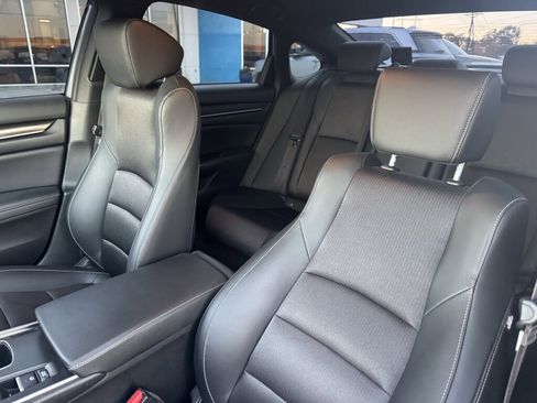 Used 2022 Honda Accord Sport image 29