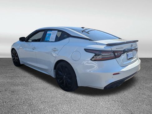 Used 2023 Nissan Maxima SR w/ Sport Mat Group image 10