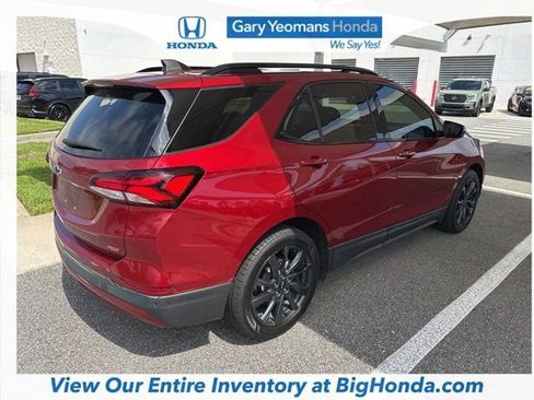 Used 2022 Chevrolet Equinox RS w/ RS Leather Package FWD image 11