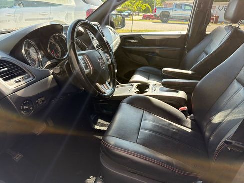Used 2019 Dodge Grand Caravan GT FWD image 10