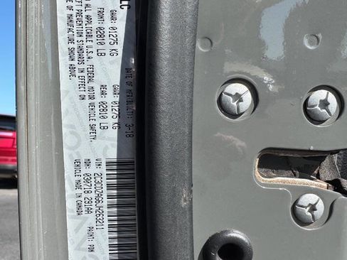 Used 2018 Dodge Challenger SXT image 24