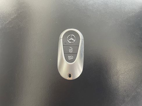 New 2026 Mercedes-Benz E 350 Sedan image 23