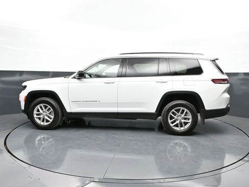 New 2026 Jeep Grand Cherokee L Laredo w/ MOPAR Finishing Package AWD/4WD image 8