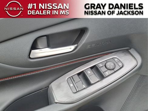 New 2026 Nissan Sentra SR w/ Floor Mat Package FWD image 10
