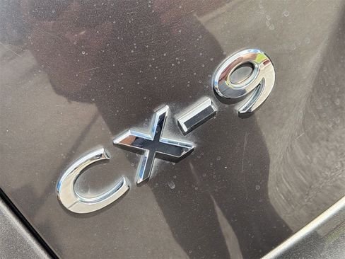 Used 2020 MAZDA CX-9 Touring image 11