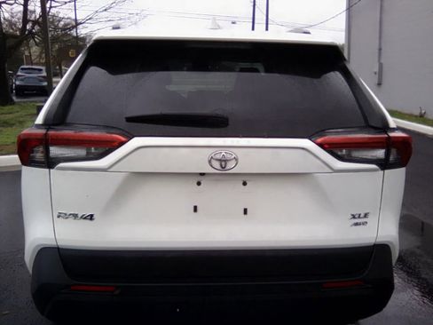 Used 2024 Toyota RAV4 XLE image 7
