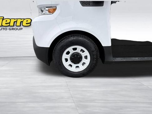 Used 2024 Chevrolet Brightdrop 400 w/ Commercial Equipment Package AWD/4WD image 10