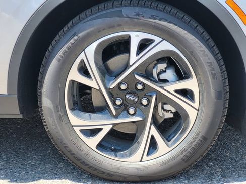 New 2026 Lincoln Nautilus Premier w/ Equipment Group 102A AWD/4WD image 18