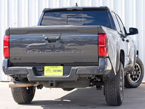 Used 2024 Toyota Tacoma TRD Off-Road w/ TRD Off Road Upgrade Package AWD/4WD image 5